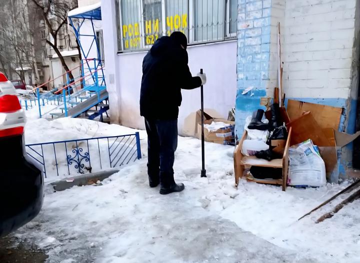 Администрация Энгельсского района предупредила УК о последствиях плохой уборки снега