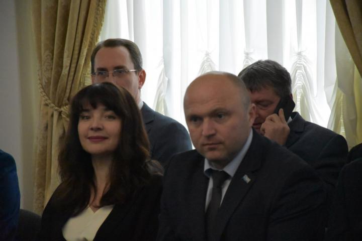 Городская дума утвердила поправки в бюджет Саратова на 2026 год с дефицитом 2,59 млрд рублей