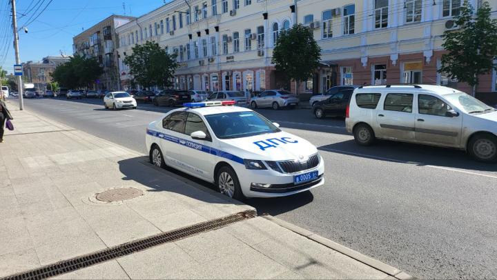 За два дня в Саратовской области оштрафовали 82 водителя за непропуск пешеходов