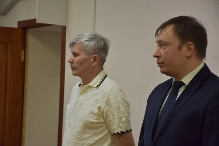 Признался и сотрудничает со следствием: суд оставил под домашним арестом экс-зама главы Ленинского района