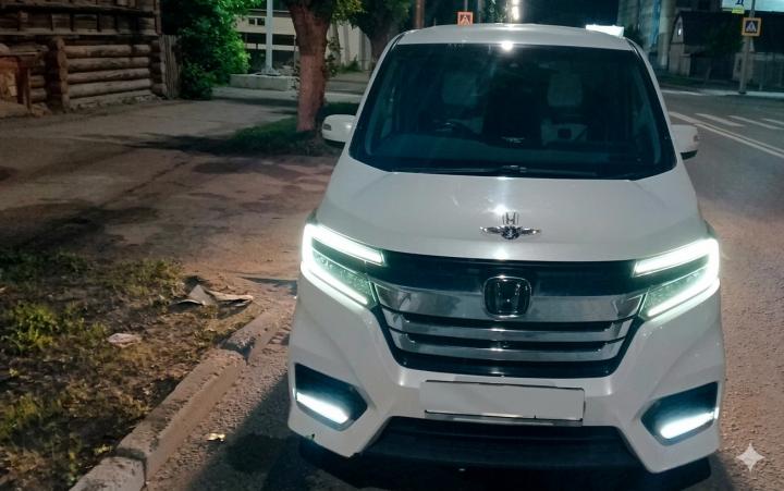 Ночной наезд на Соколовой: в Саратове минивэн Honda сбил женщину на «зебре»