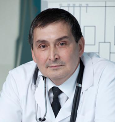 Тимур Савинов поздравляет коллег с Днём медицинского работника