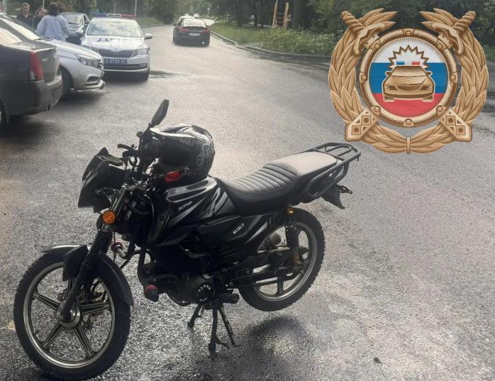 Трое водителей двухколесного транспорта попали в больницу после ДТП в Саратовской области